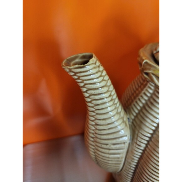 Vintage Tilso Japan Tea Pot, Creamer & Covered Sugar Set Basket Weave - Picture 3 of 7